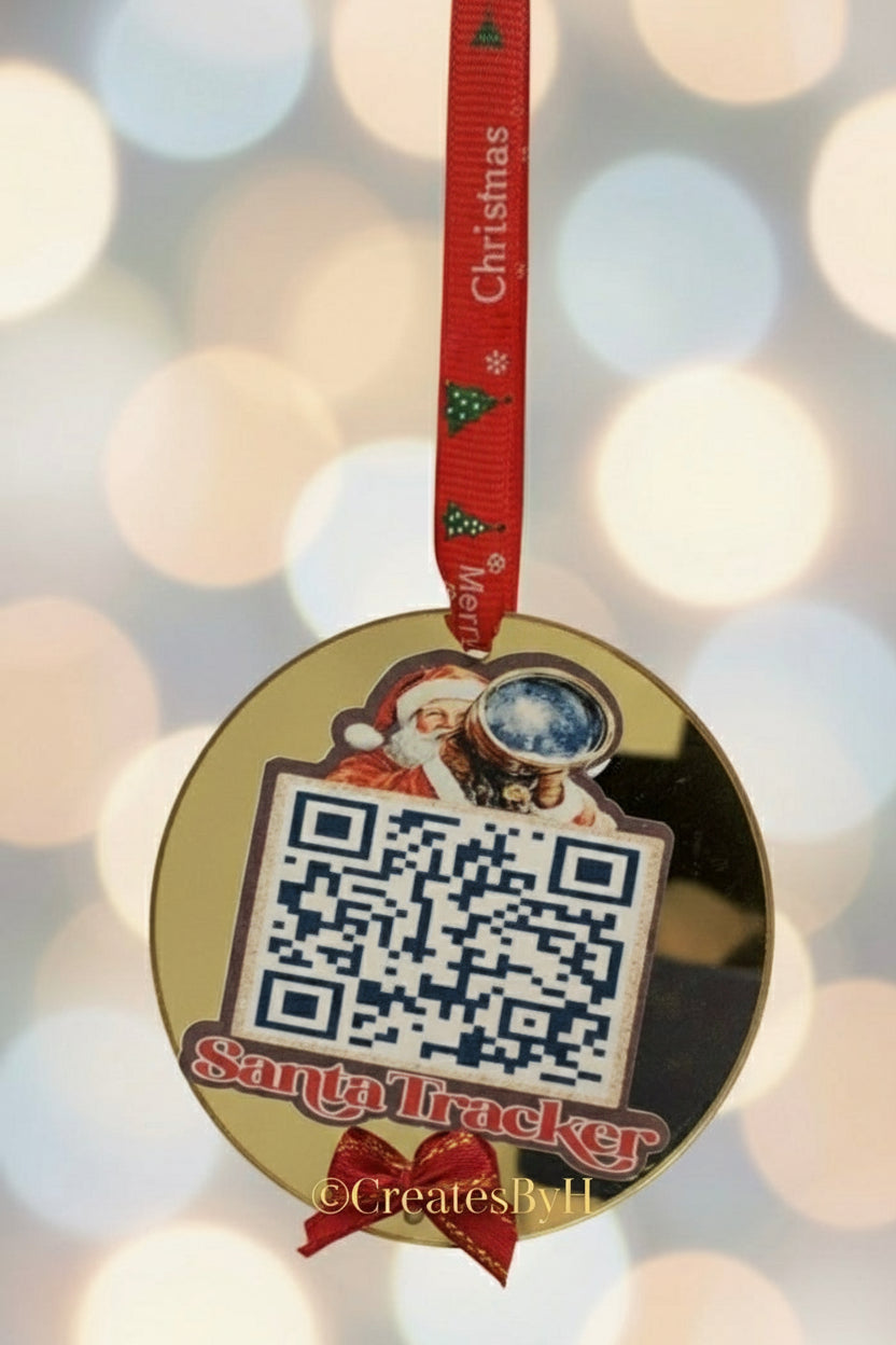 Santa Tracker QR Code Bauble